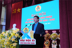 Đồng chí Đỗ Hữu Quy làm Trưởng đoàn Đoàn Đại biểu Liên đoàn Lao động tỉnh Bình Thuận